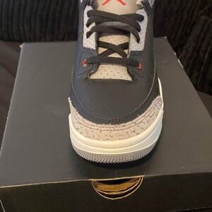 Air Jordan 3 Retro